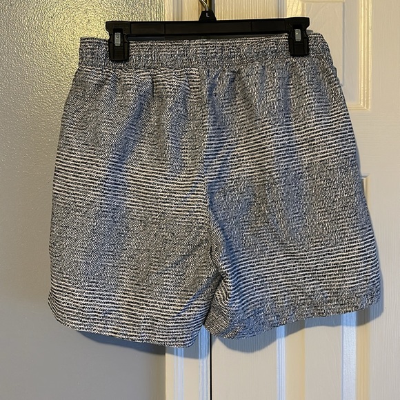 Perry Ellis Bathing Suit Men’s - Picture 2 of 3